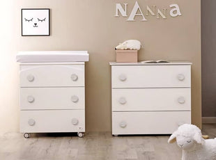 Comò Mod. Mio sbiancato con cassetti - Cuoricini