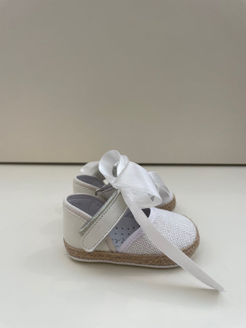 Sandalo con fiocco avorio